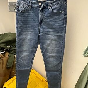 KanCan Light Wash Skinny Jeans